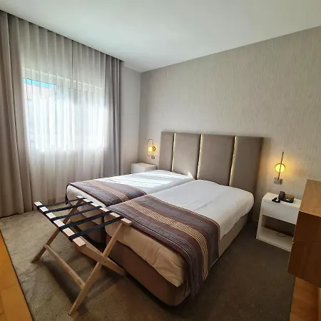 Hotell Albergaria Borges 3*