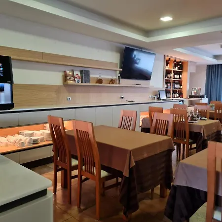 阿尔贝加博尔赫斯酒店