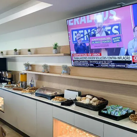 Ξενοδοχείο Albergaria Borges 3*