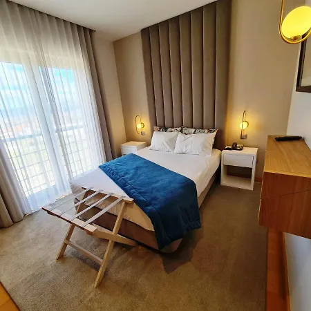Albergaria Borges 3* تشافيس
