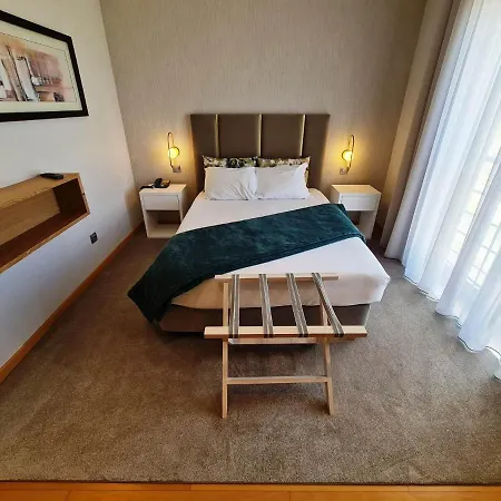 Hotell Albergaria Borges Chaves