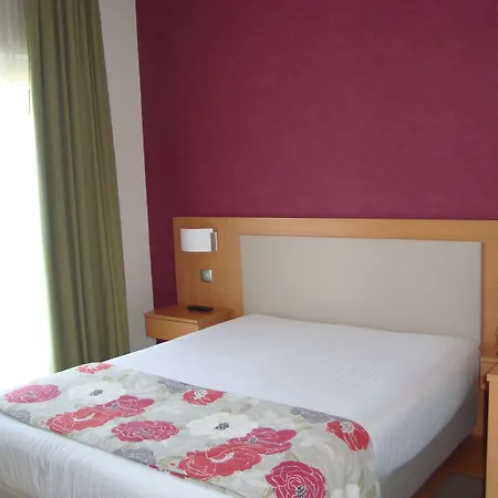 Otel Albergaria Borges Chaves