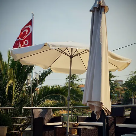 Albergaria Borges Otel 3*