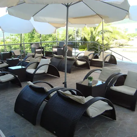 Albergaria Borges Otel 3*