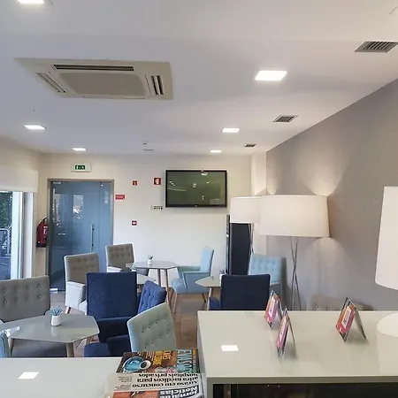 Albergaria Borges 3*