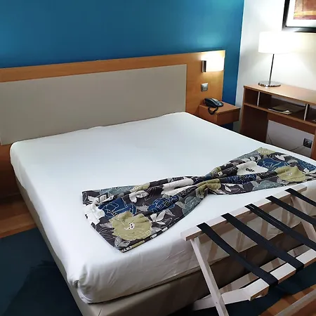 Ξενοδοχείο Albergaria Borges 3*