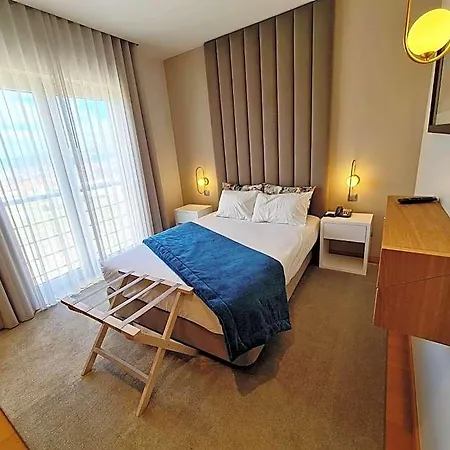 Albergaria Borges 3* تشافيس