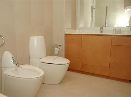 Hotel Albergaria Borges 3*