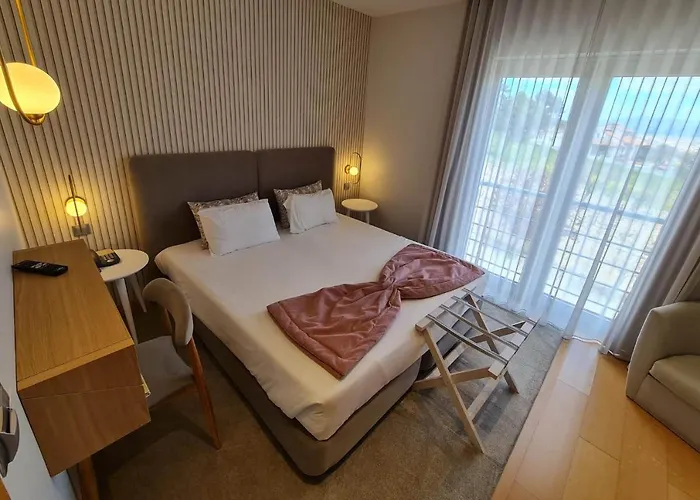 Albergaria Borges Hotel 3*