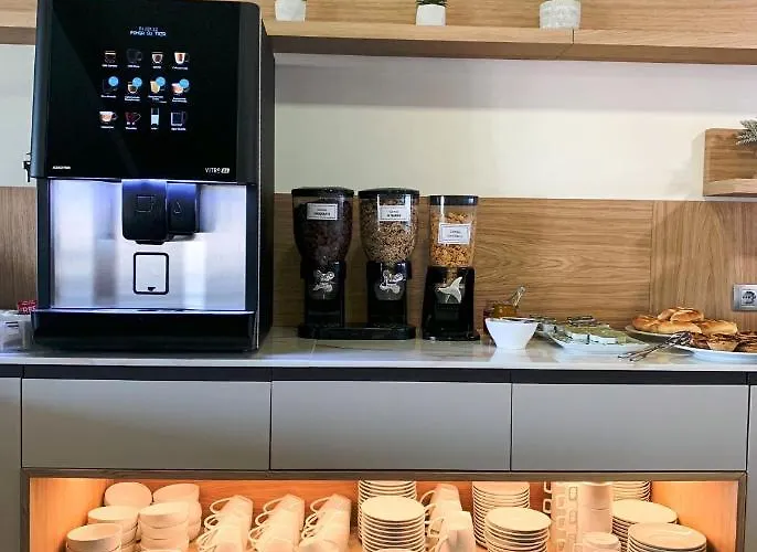 Albergaria Borges 3*