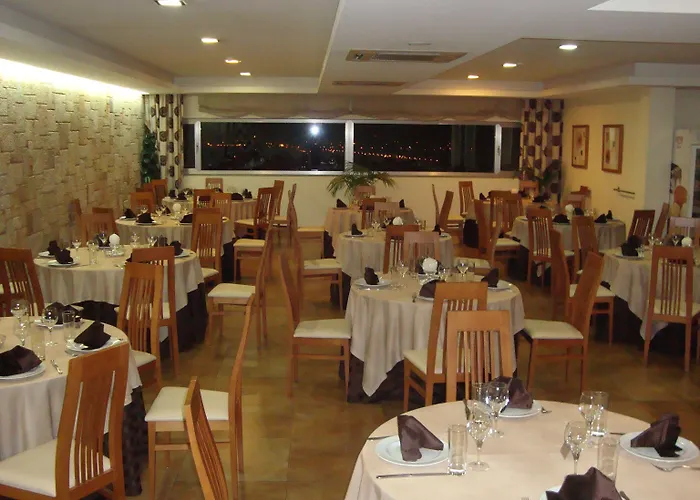 Albergaria Borges Hotel 3*